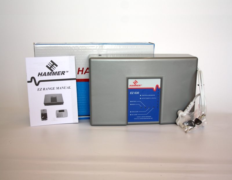Hammer EZ 630 electric fence energizer with its box, manual and keys